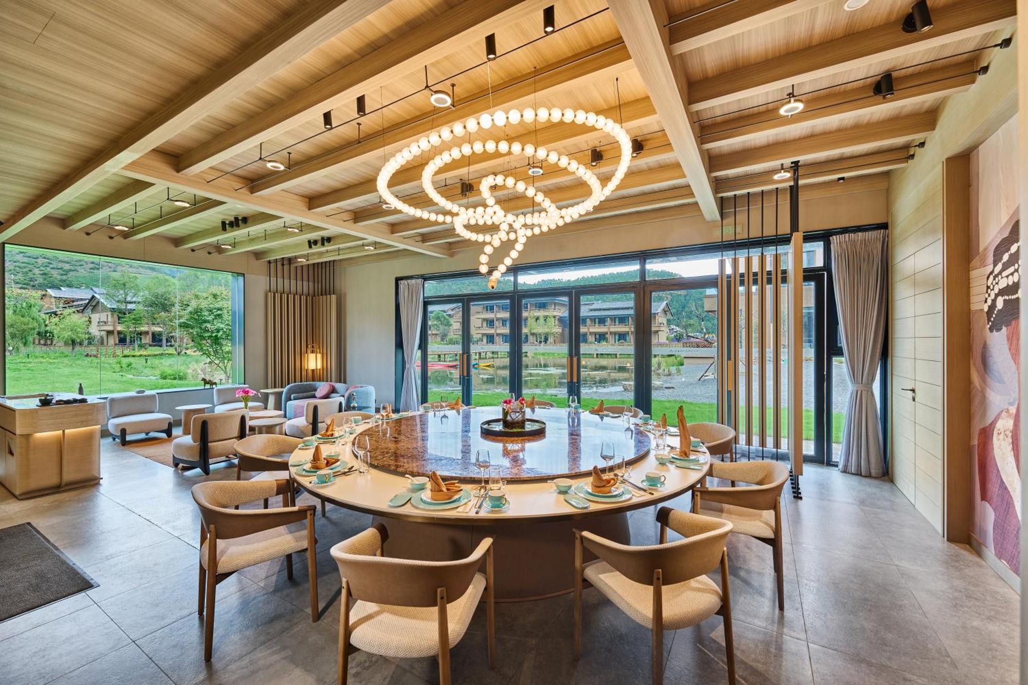 Hotel Indigo Lugu Lake By Ihg Lệ Giang Ngoại thất bức ảnh