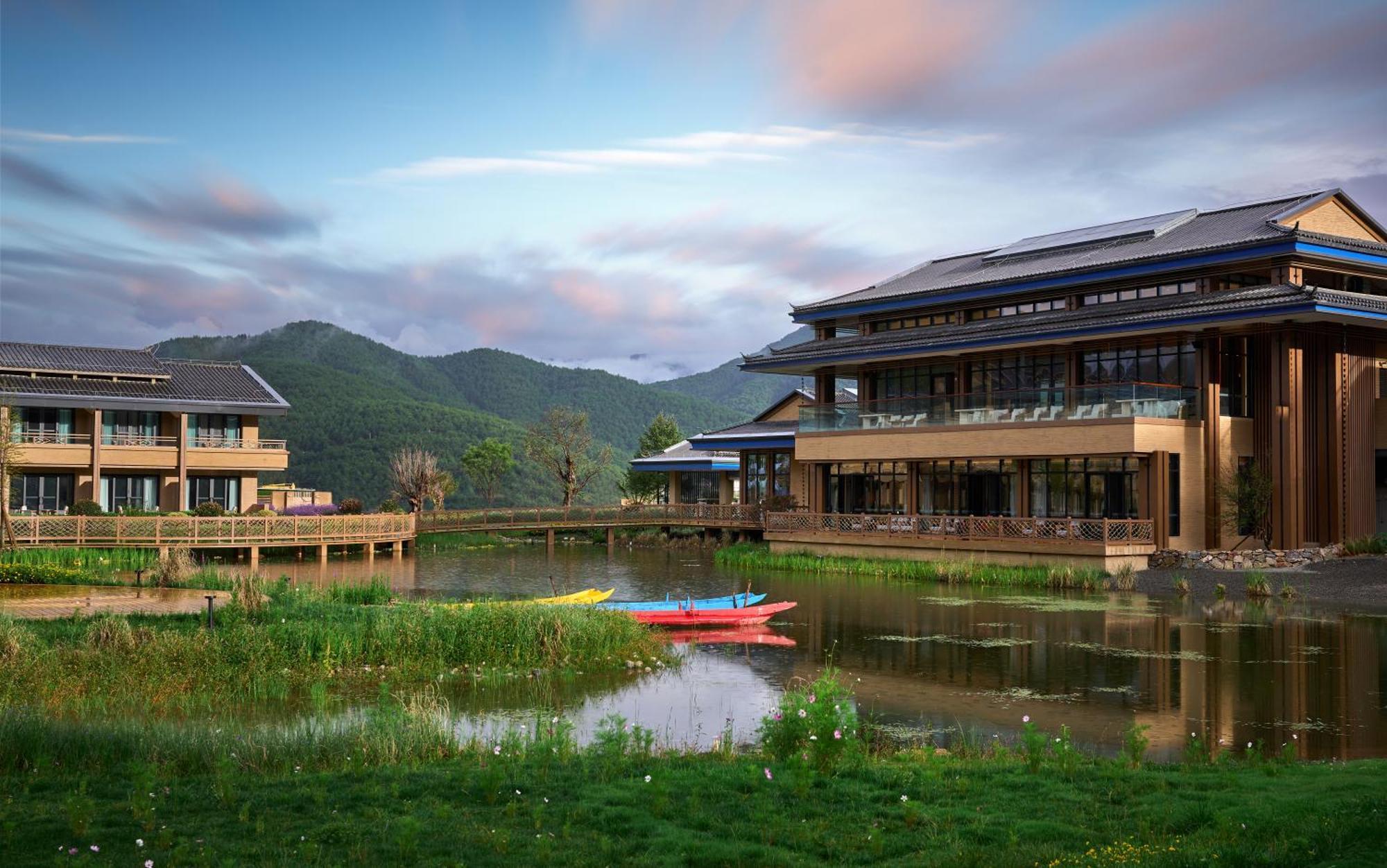 Hotel Indigo Lugu Lake By Ihg Lệ Giang Ngoại thất bức ảnh